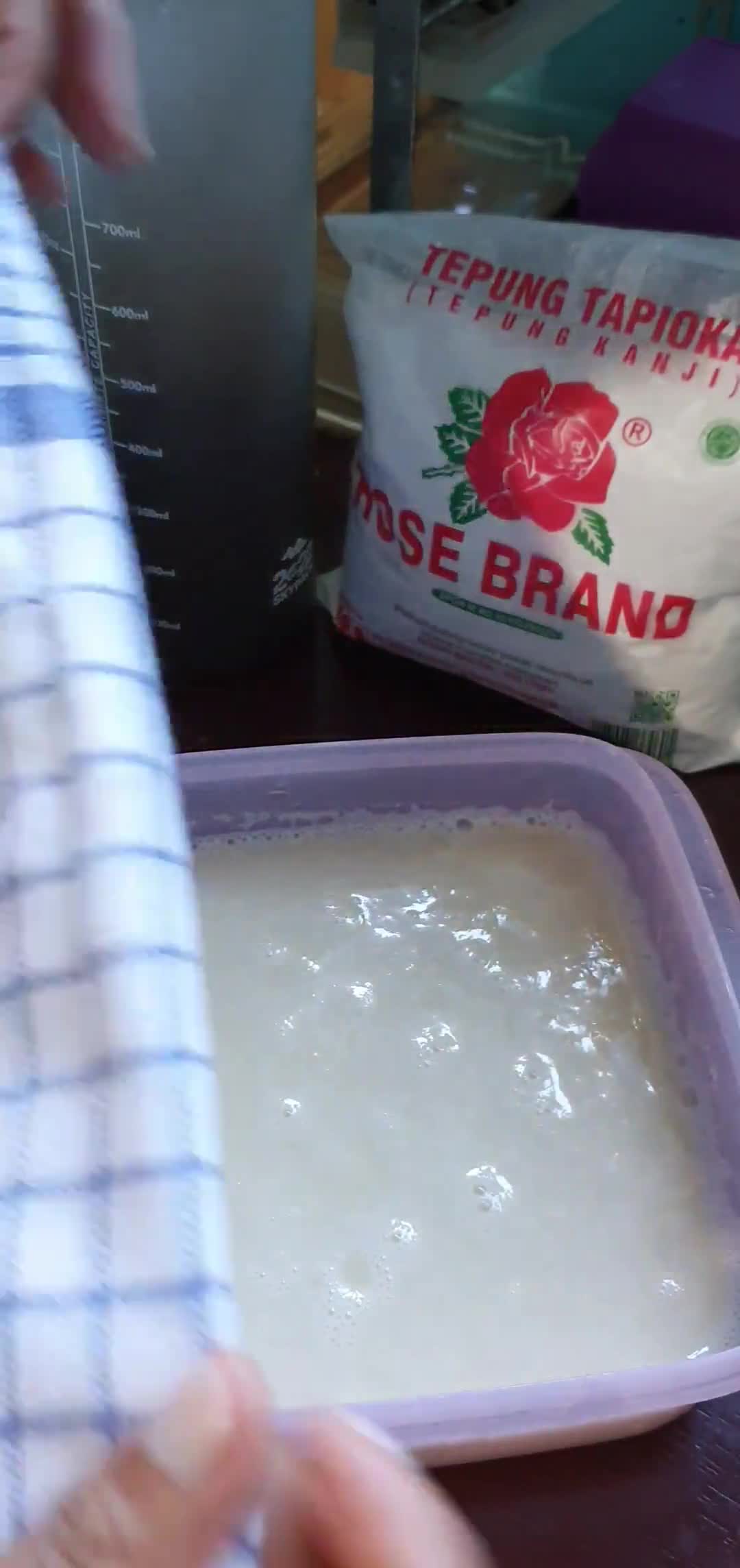 Foto langkah ke 3 dari resep Kulit Risoles Lembut Elastis.