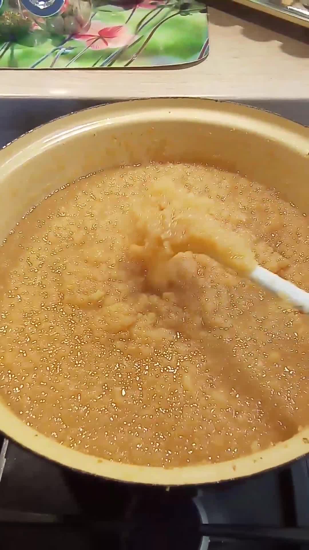 Birskörte vagy birsalma lekvár eltevése a fagyasztóba recept fázis 4 fotója