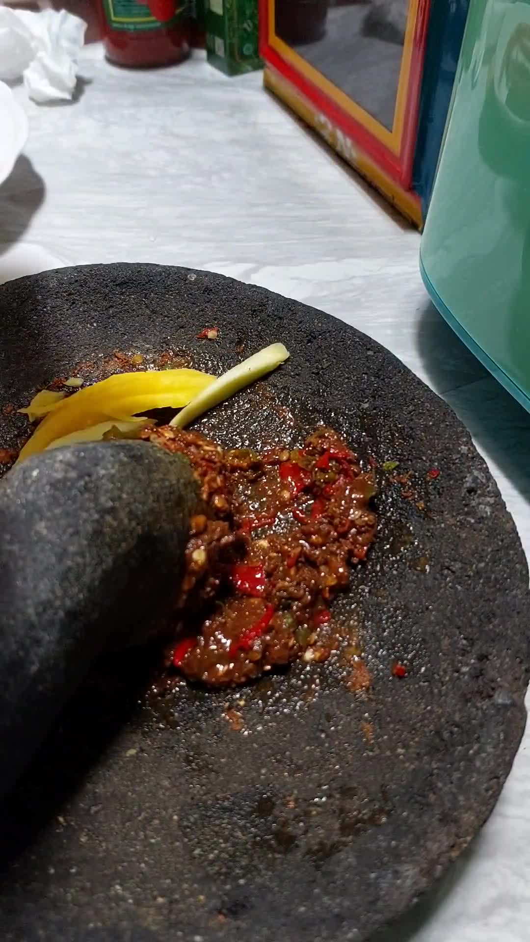 Foto langkah ke 3 dari resep Sambal Mangga.