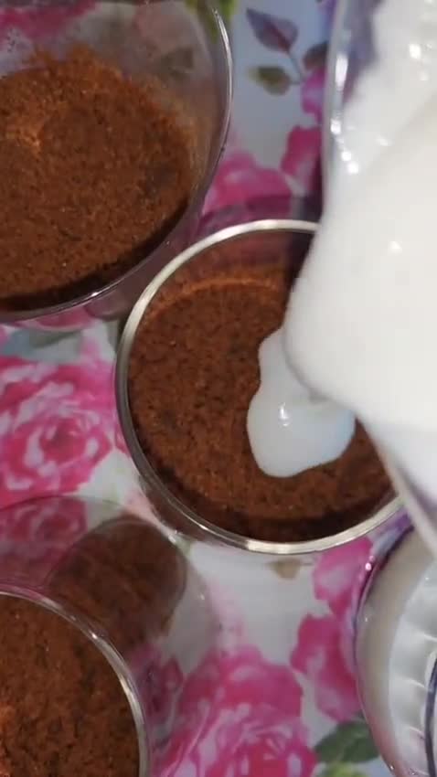 Foto langkah ke 6 dari resep Banana Almond Caramel Cheese Cake.