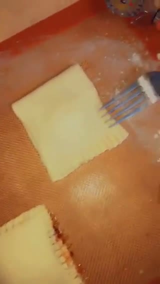 صورة لخطوة 3 من وصفة فطيرة تفاح 🥧