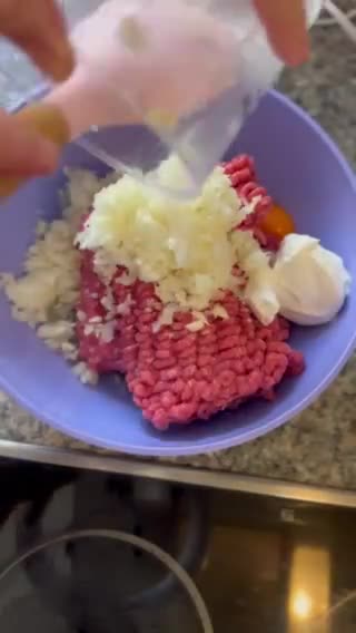 Foto del paso 2 de la receta: Hamburguesas casera ‘extra jugosas’