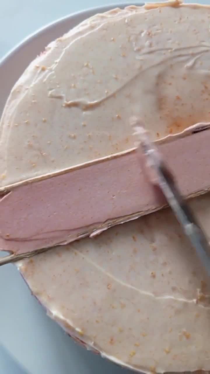 Foto langkah ke 5 dari resep Bolu Kukus Neapolitan.