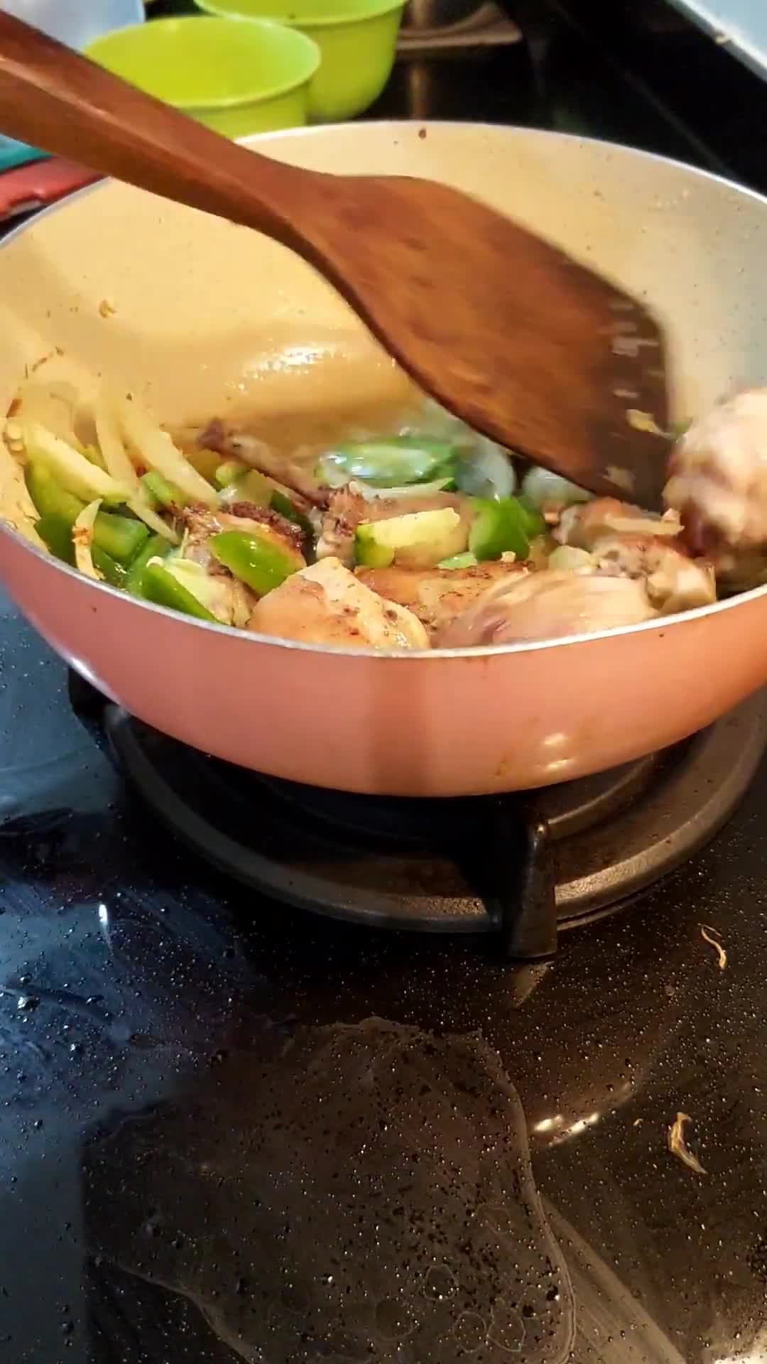 Foto langkah ke 5 dari resep Ayam Goreng Mentega.