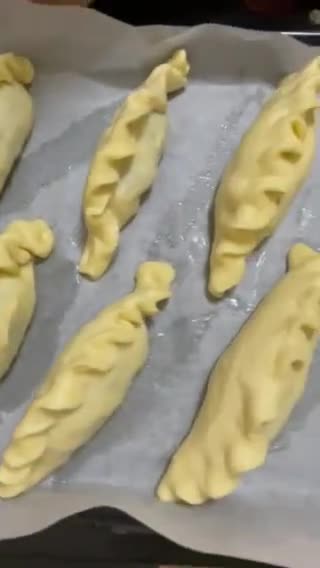 Foto langkah ke 6 dari resep Kibinai / Pastel Eropa / Lithuanian Meat Pie.