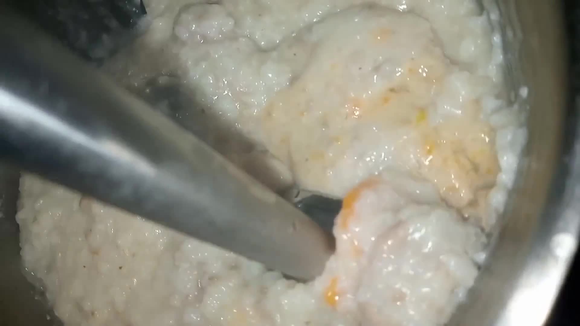 Foto langkah ke 3 dari resep Bubur Daging Sapi Hati Ayam Wortel Santan MPASI 7m.