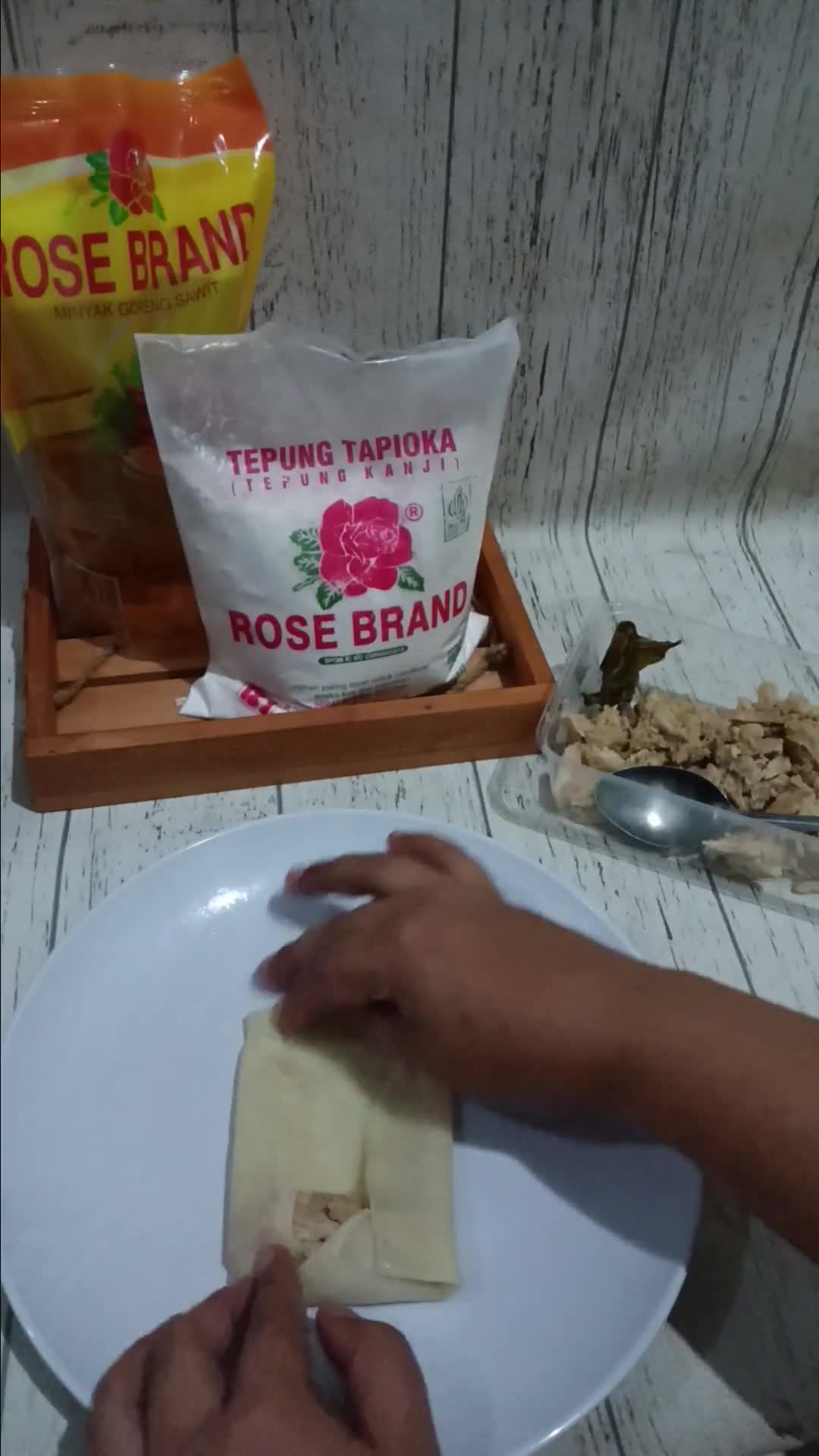 Foto langkah ke 11 dari resep Sosis solo.