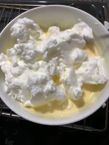 Foto del paso 5 de la receta: Tiramisú con queso batido con o sin Thermomix