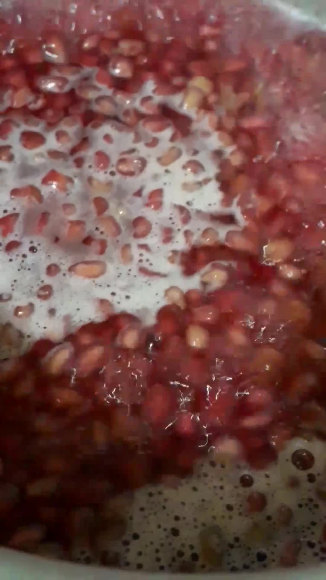 عکس مرحله 2 از دستور رب انار خونگی 😋😍