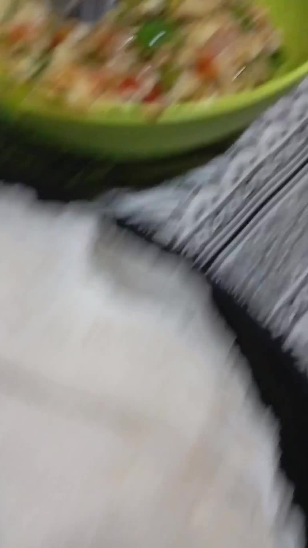 Foto langkah ke 3 dari resep Martabak telur mini.
