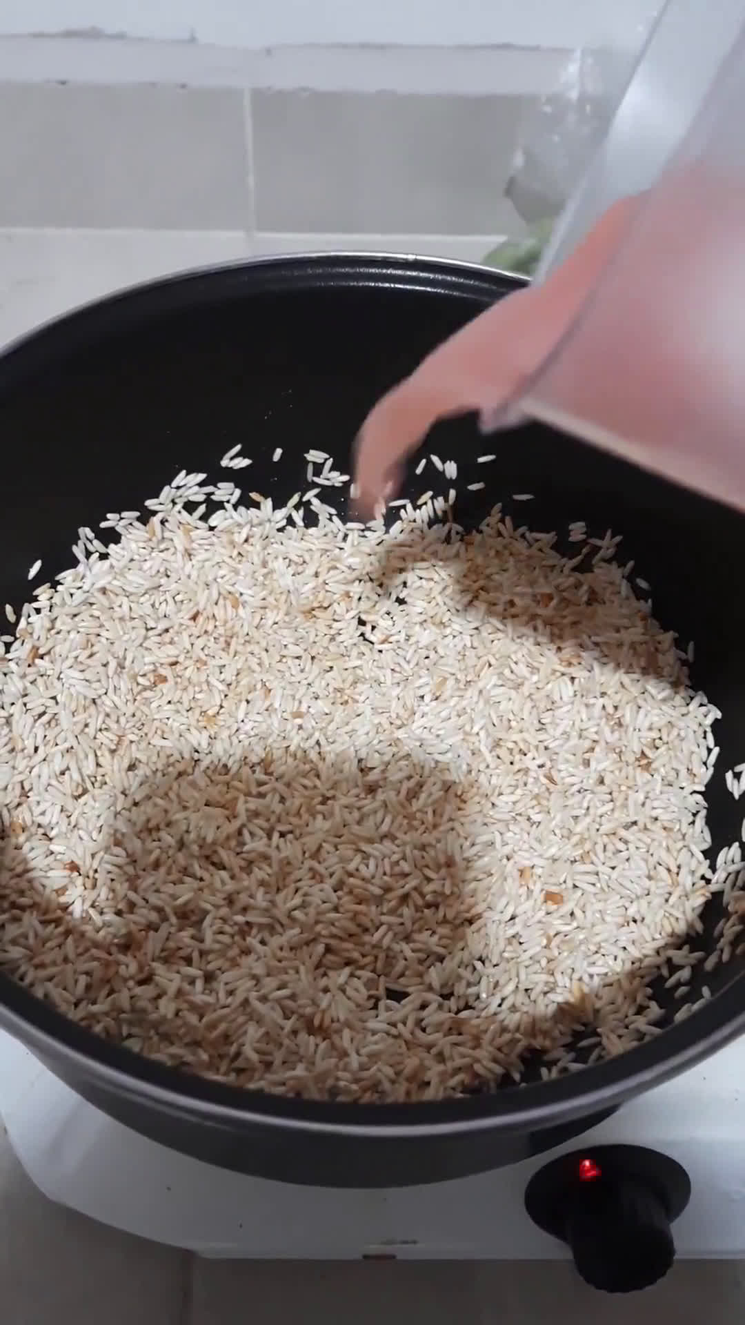 Foto del paso 5 de la receta: Arroz rojo con calabaza