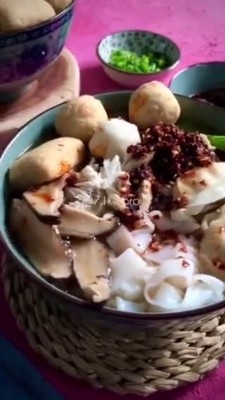 Gambar langkah 5 resipi 🍜 HOR FUN SOUP.
