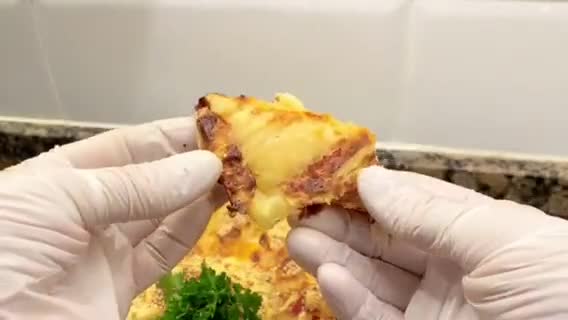 Foto del paso 13 de la receta: Pastel salado de hojaldre con jamón, queso y sésamo “sin gluten”