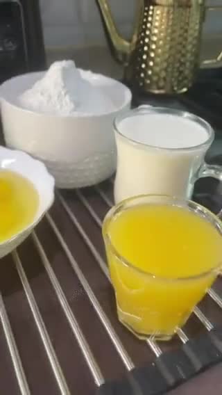 صورة لخطوة 1 من وصفة كيكه عاديه