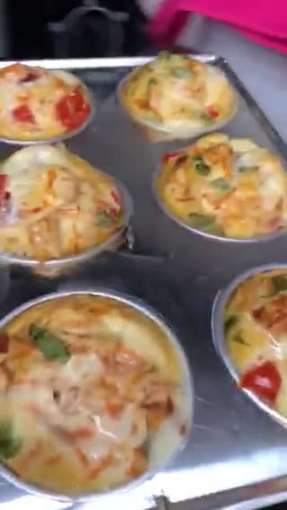 Foto langkah ke 3 dari resep Breakfast EGG MUFFIN 🥚 🧁.