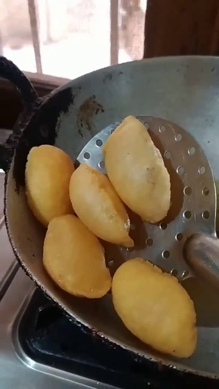 सूजी के गोलगप्पे (suji ke golgappe recipe in Hindi) रेसिपी चरण 3 फोटो