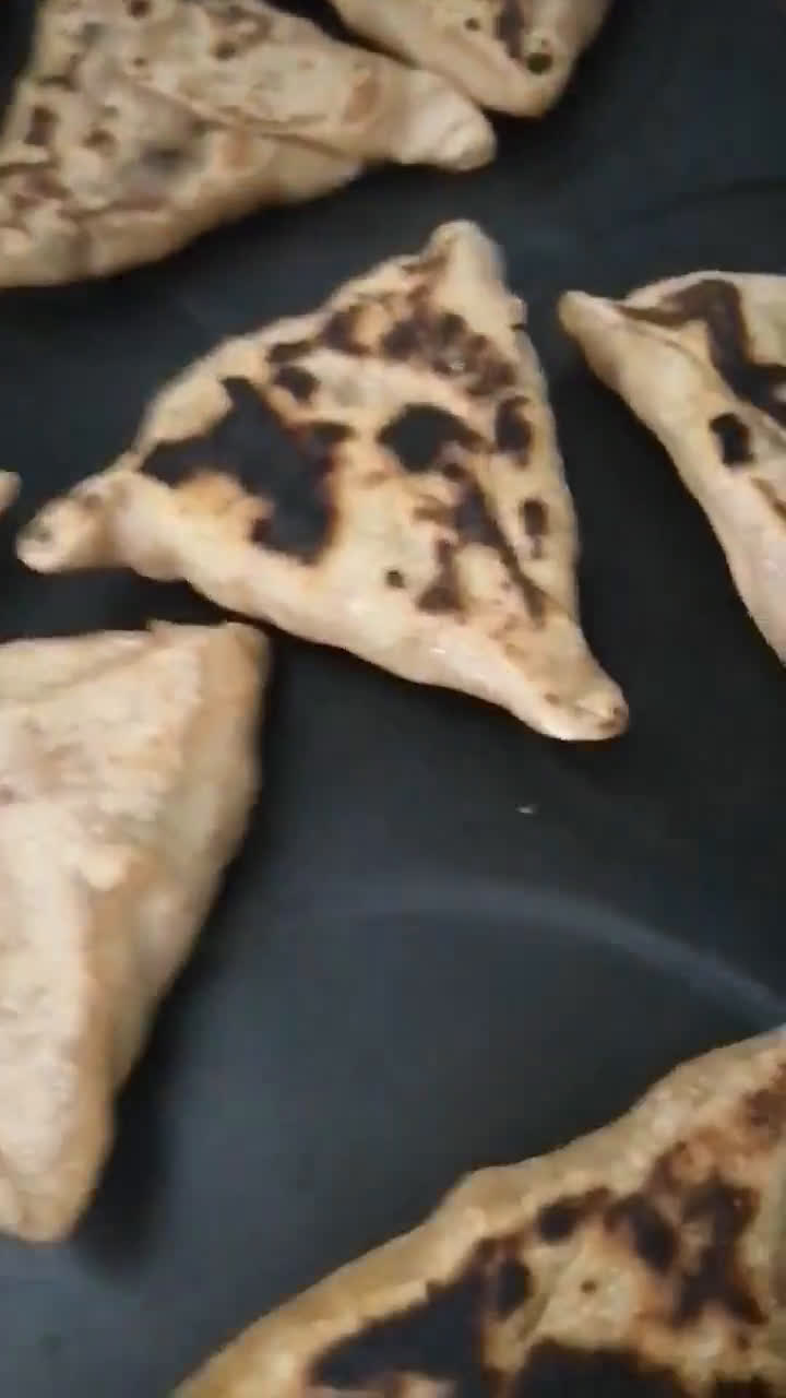 صورة لخطوة 2 من وصفة فطير السلق