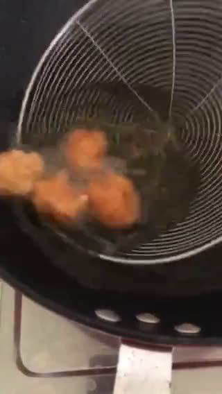 Foto langkah ke 3 dari resep Bakso goreng udang.