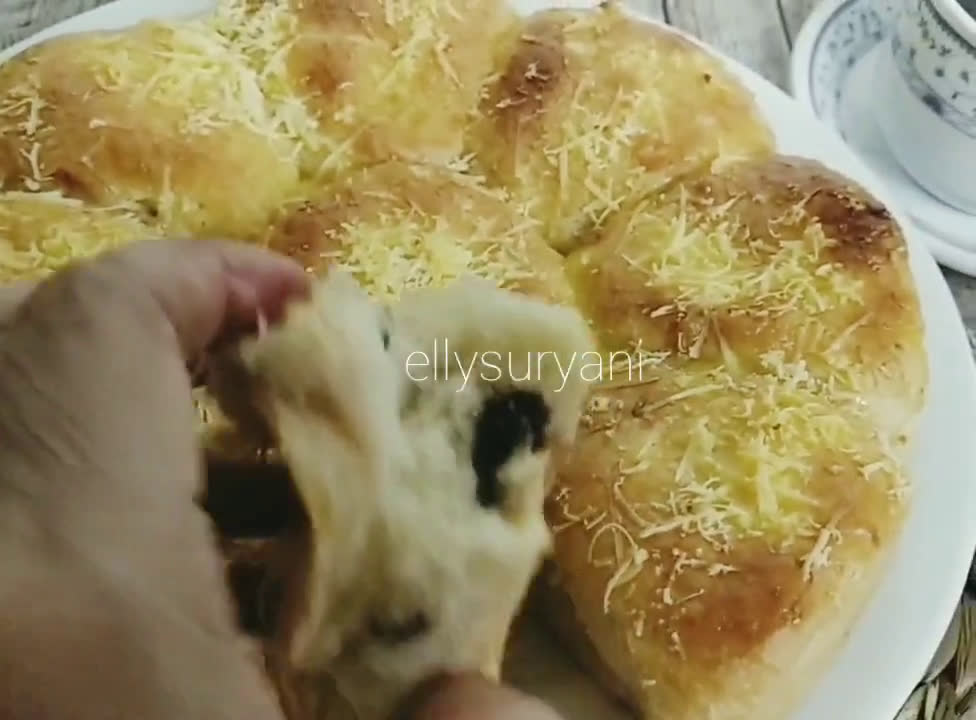Foto langkah ke 11 dari resep Roti Sobek Isi Coklat-Keju Autolysis | Tanpa Ulen Super Empuk.