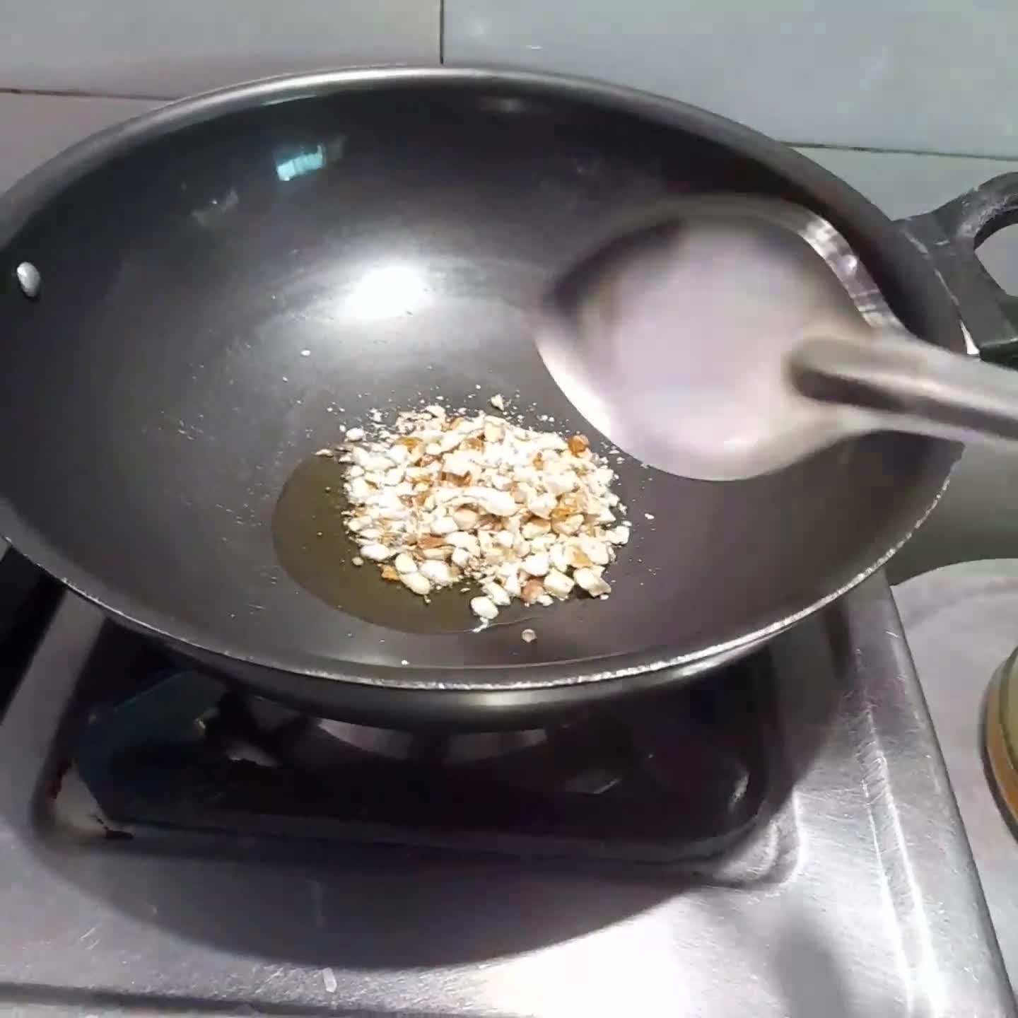 चूरमा ड्राई फ्रूट्स लड्डू रेसिपी चरण 3 फोटो