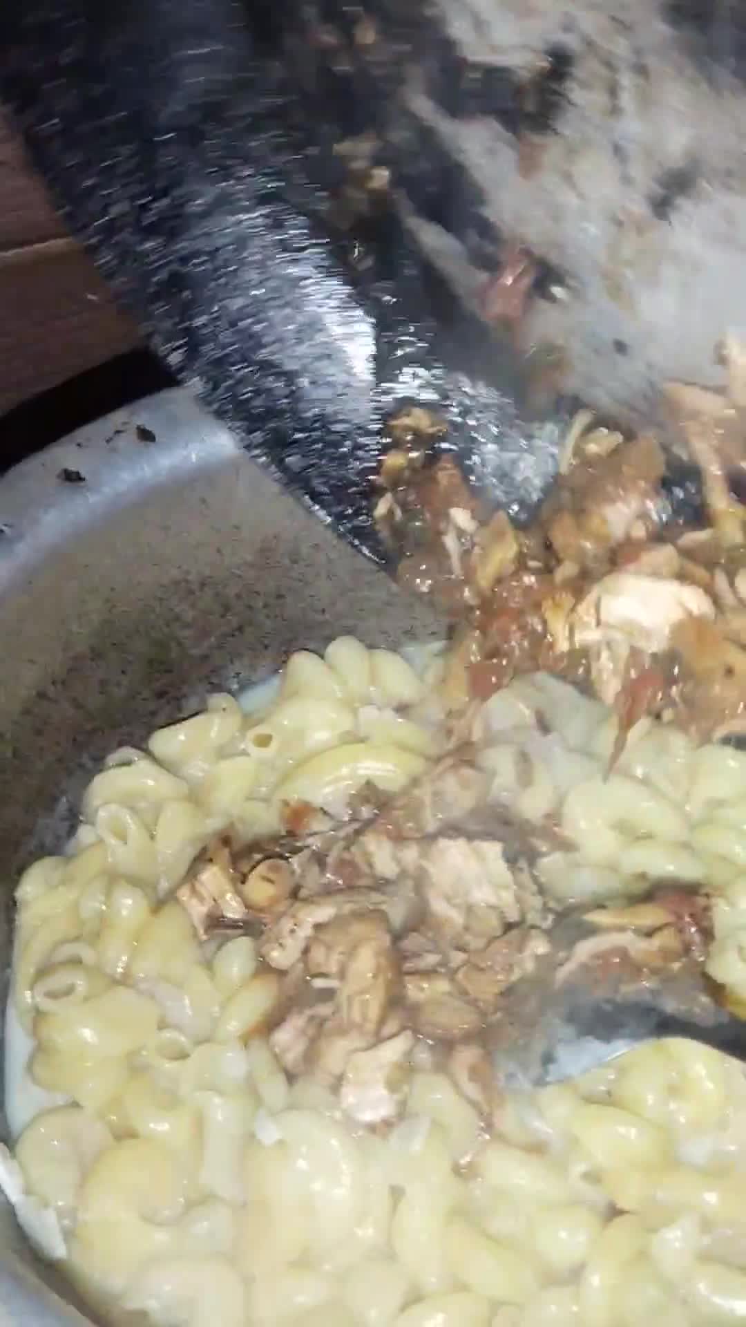 A picture of step 6 of Instant Macaroni with leftover karahi.