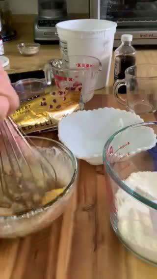 Foto del paso 1 de la receta: GALLETAS DE CHISPAS DE CHOCOLATE #antojo