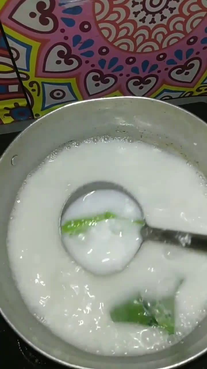 Foto langkah ke 3 dari resep Kue lapis tepung terigu.
