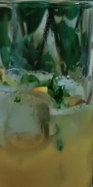 A picture of step 4 of Mango Mojito 🥭🍋🧊🌿🍋🥭.