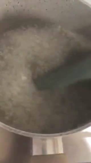 Gambar langkah 2 resipi Sagu Gula Apong.