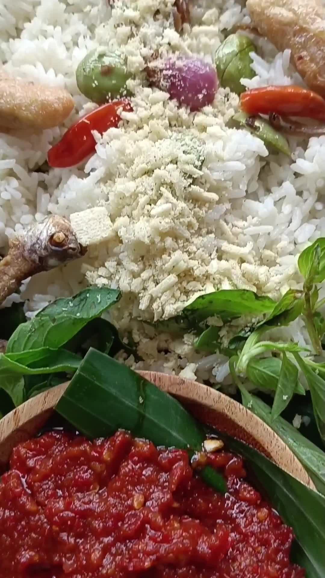 Foto langkah ke 5 dari resep Bancakan Nasi Liwet.
