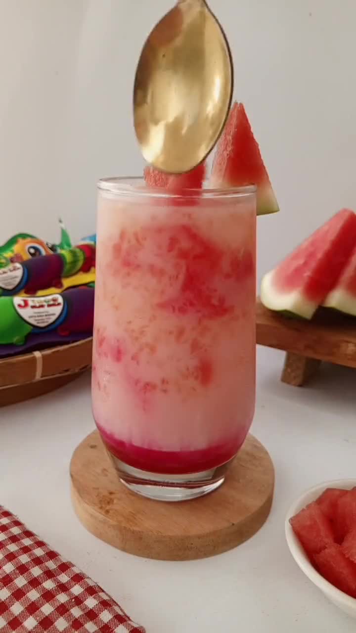 Foto langkah ke 3 dari resep Es Semangka Jelly.