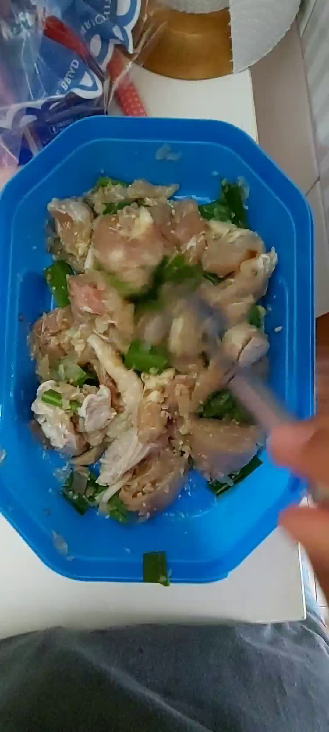 Foto langkah ke 1 dari resep Ayam Pandan.