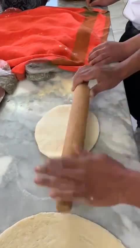 صورة لخطوة 4 من وصفة Pizza