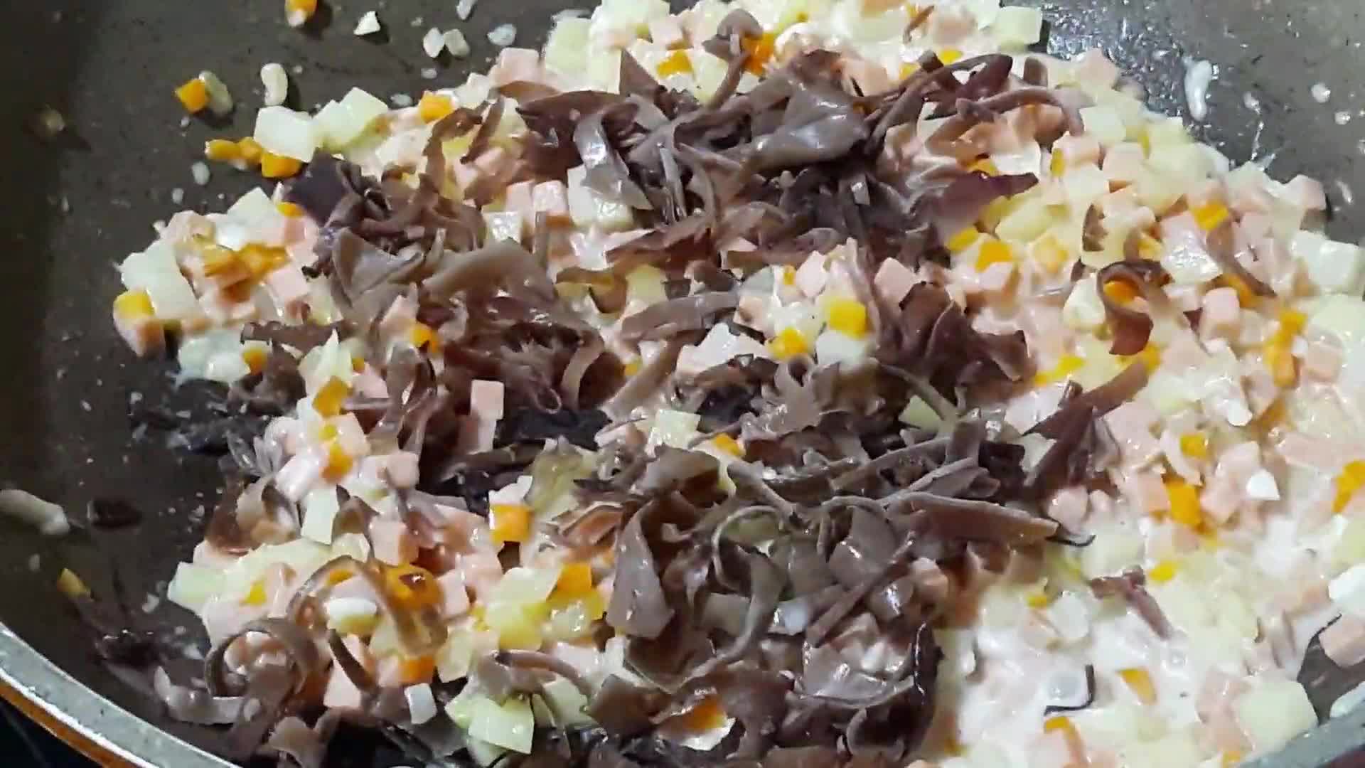 Foto langkah ke 3 dari resep 💕RISOL SAYUR JAMUR KUPING.