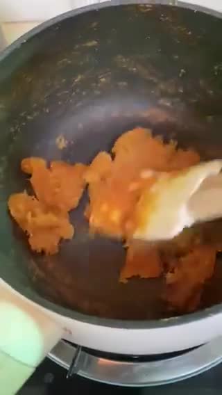 Gambar langkah 2 resipi Inti Tart Nenas Tin | 3 Bahan, 3 Langkah.