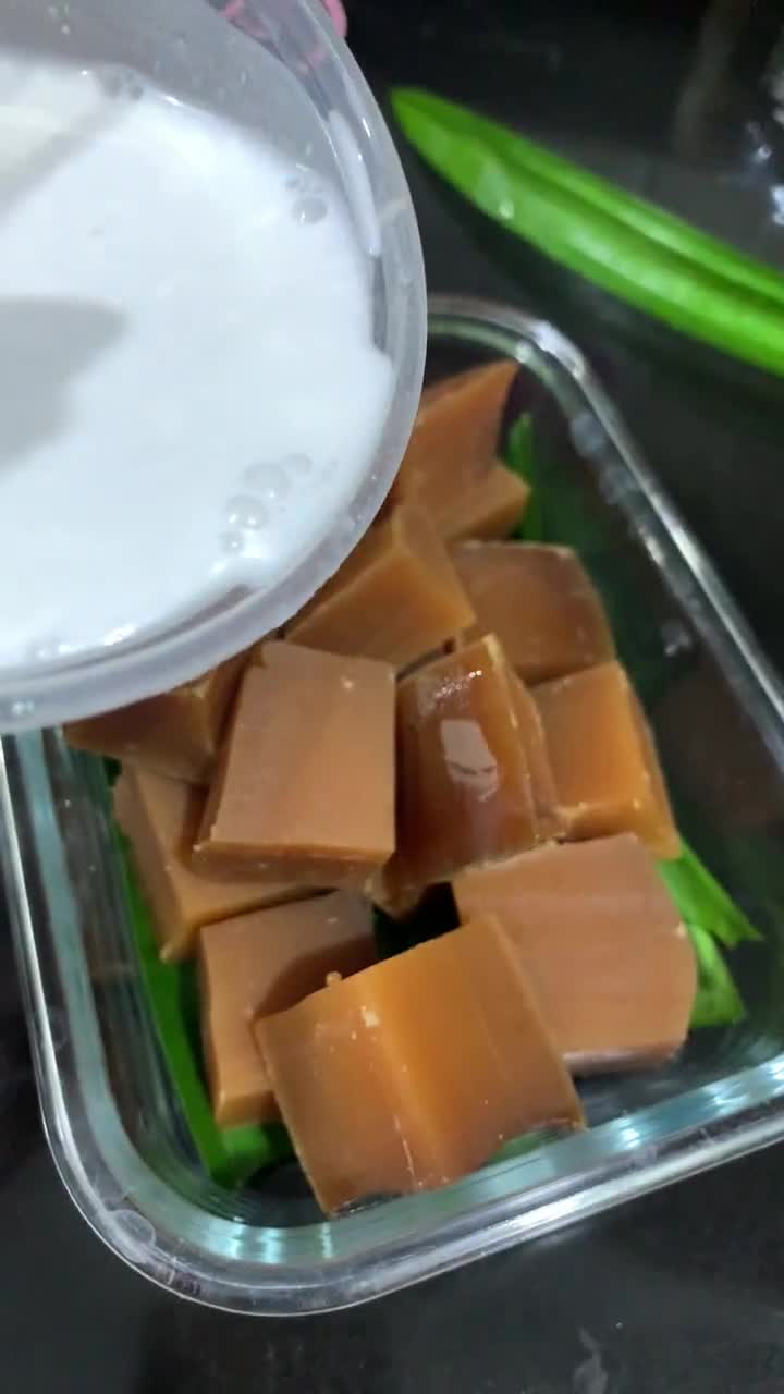 Foto langkah ke 3 dari resep Kue Keranjang Santan.