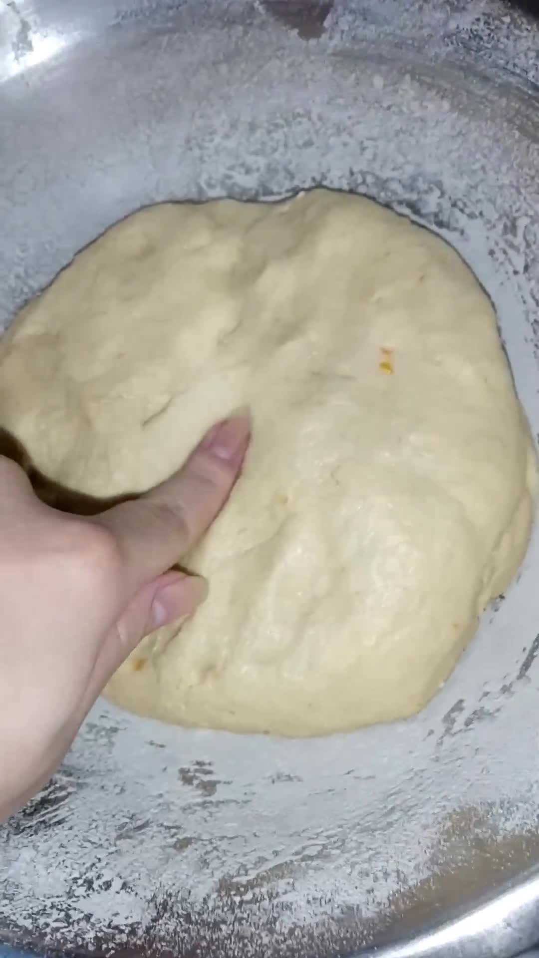 Foto del paso 5 de la receta: Facturas fáciles con crema pastelera y membrillo