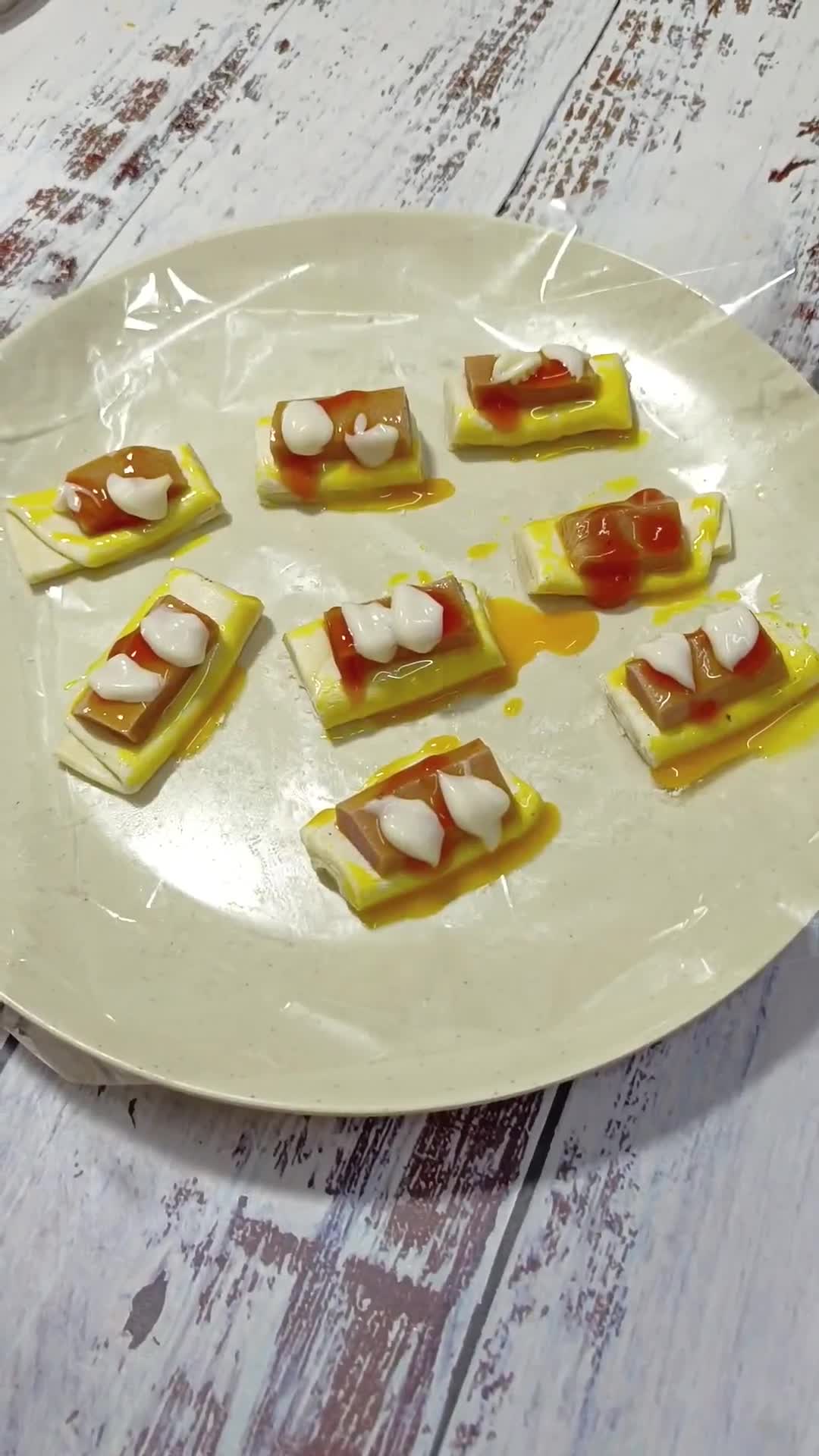 Gambar langkah 4 resipi Paratha Sosej.
