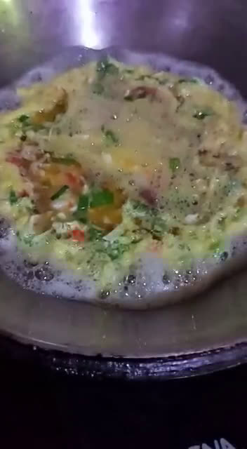 Foto langkah ke 3 dari resep Telur Dadar Sederhana.