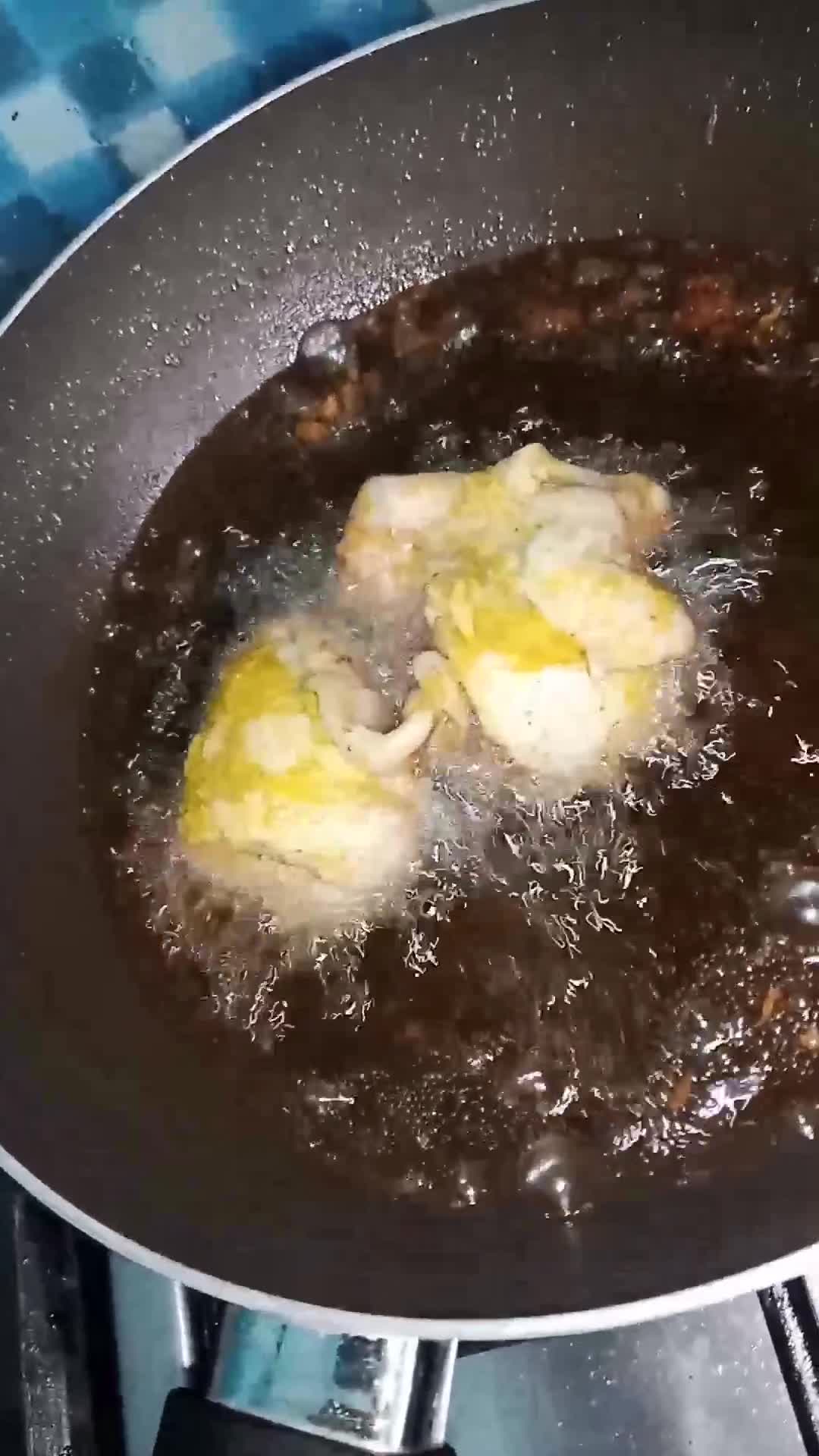 Foto langkah ke 1 dari resep Ayam Penyet Suroboyo Sambal Terasi.