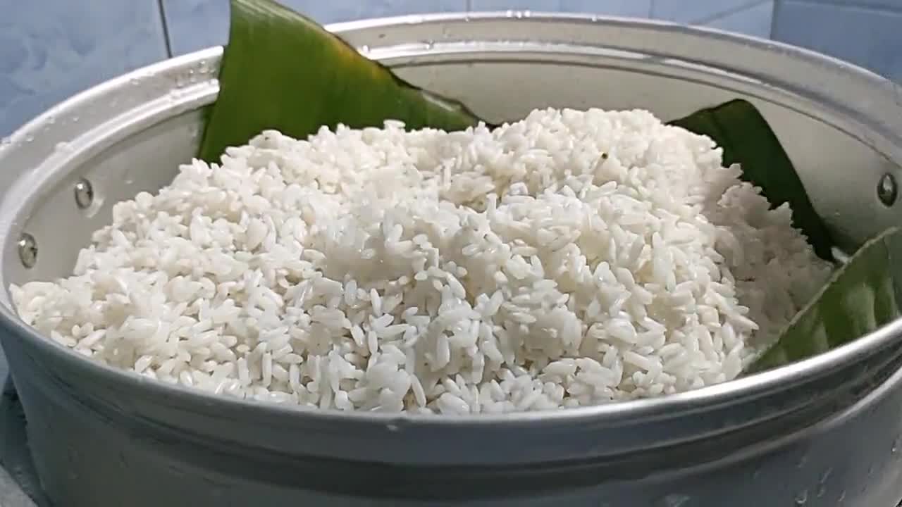 Foto langkah ke 2 dari resep Ketan Pandan Susu Keju (562).
