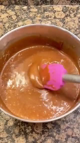 Foto del paso 8 de la receta: Pastel de manzana y “ Dulce de caramelo”