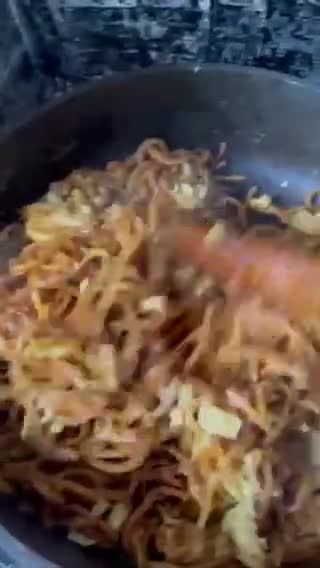 Gambar langkah 4 resipi Mee Goreng Ala Mamak.