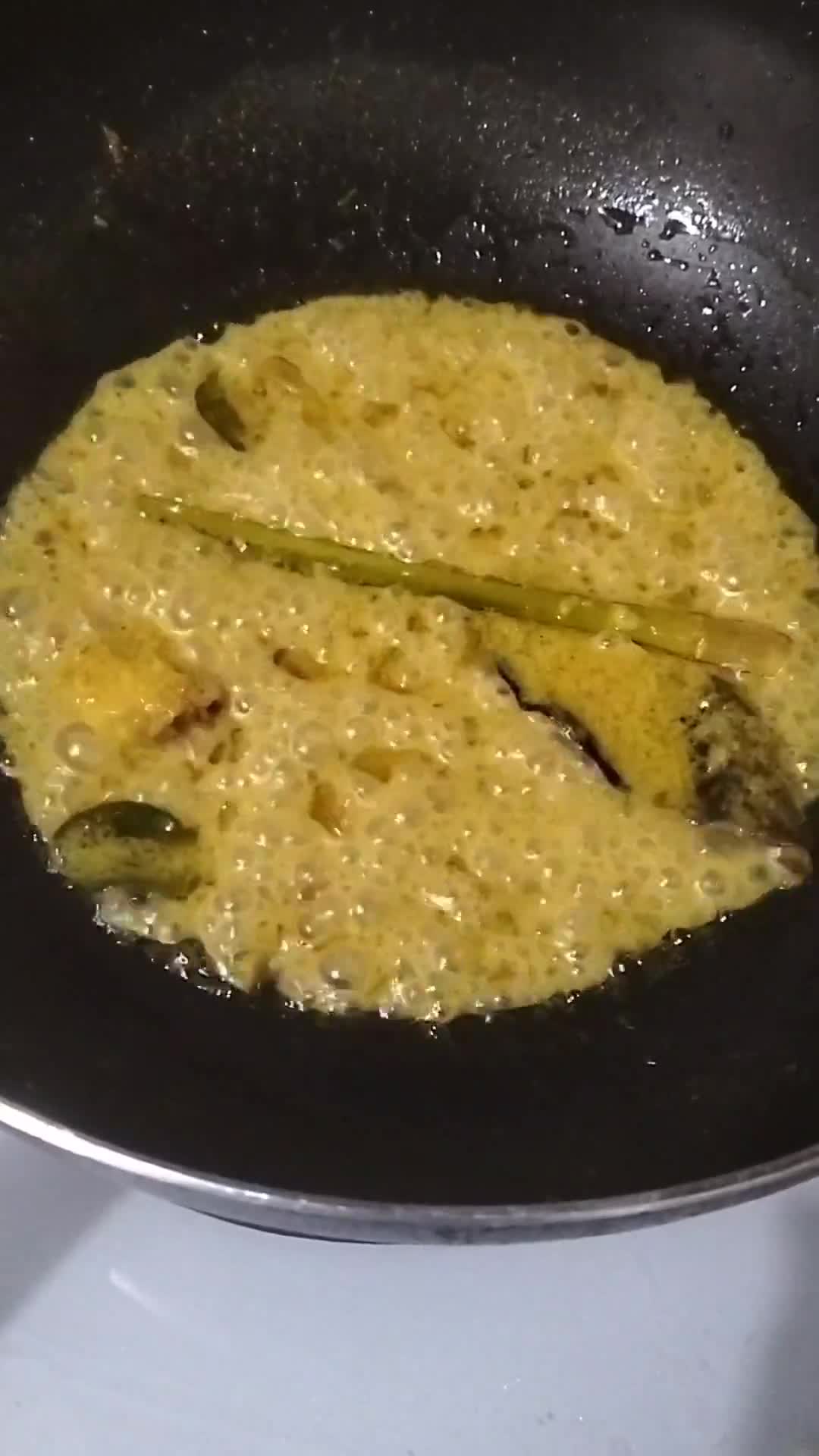 Foto langkah ke 2 dari resep Nila Bakar Bumbu Kuning (Bumbu Dasar Kuning).