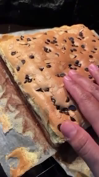 Foto langkah ke 8 dari resep Castella almond chochochip.