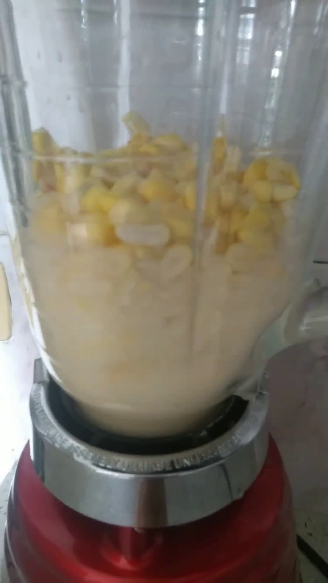 Foto del paso 3 de la receta: Crema de choclo o mazorca 🌽🌽