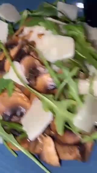 Une image de l'étape 6 de Risotto aux champignons 🍄.