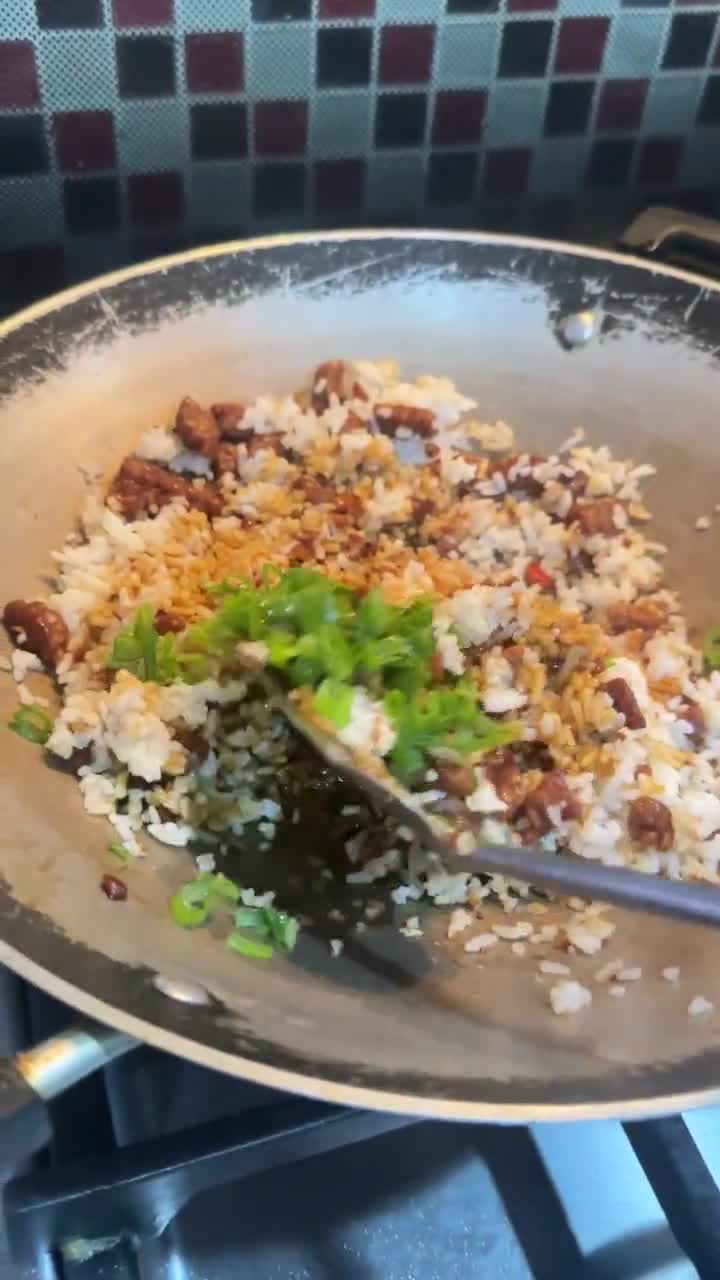 Foto langkah ke 3 dari resep Nasi Goreng Oseng Tempe.