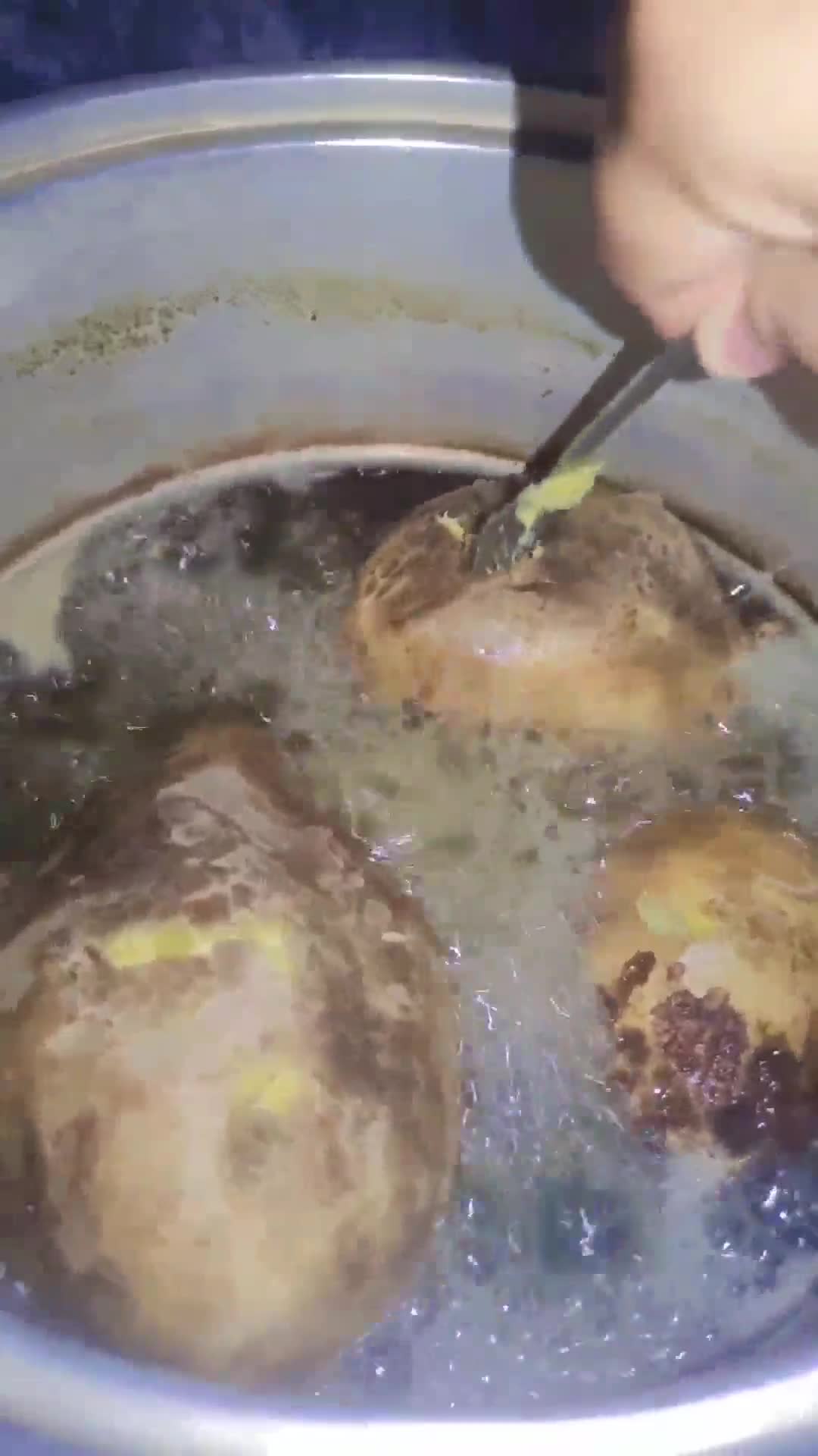 Foto langkah ke 2 dari resep Kue binyolos.