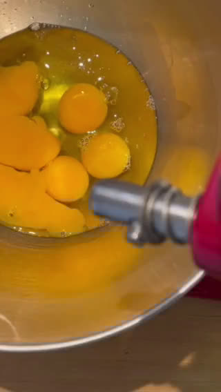 Foto del paso 1 de la receta: Pastel funfetti 🌈